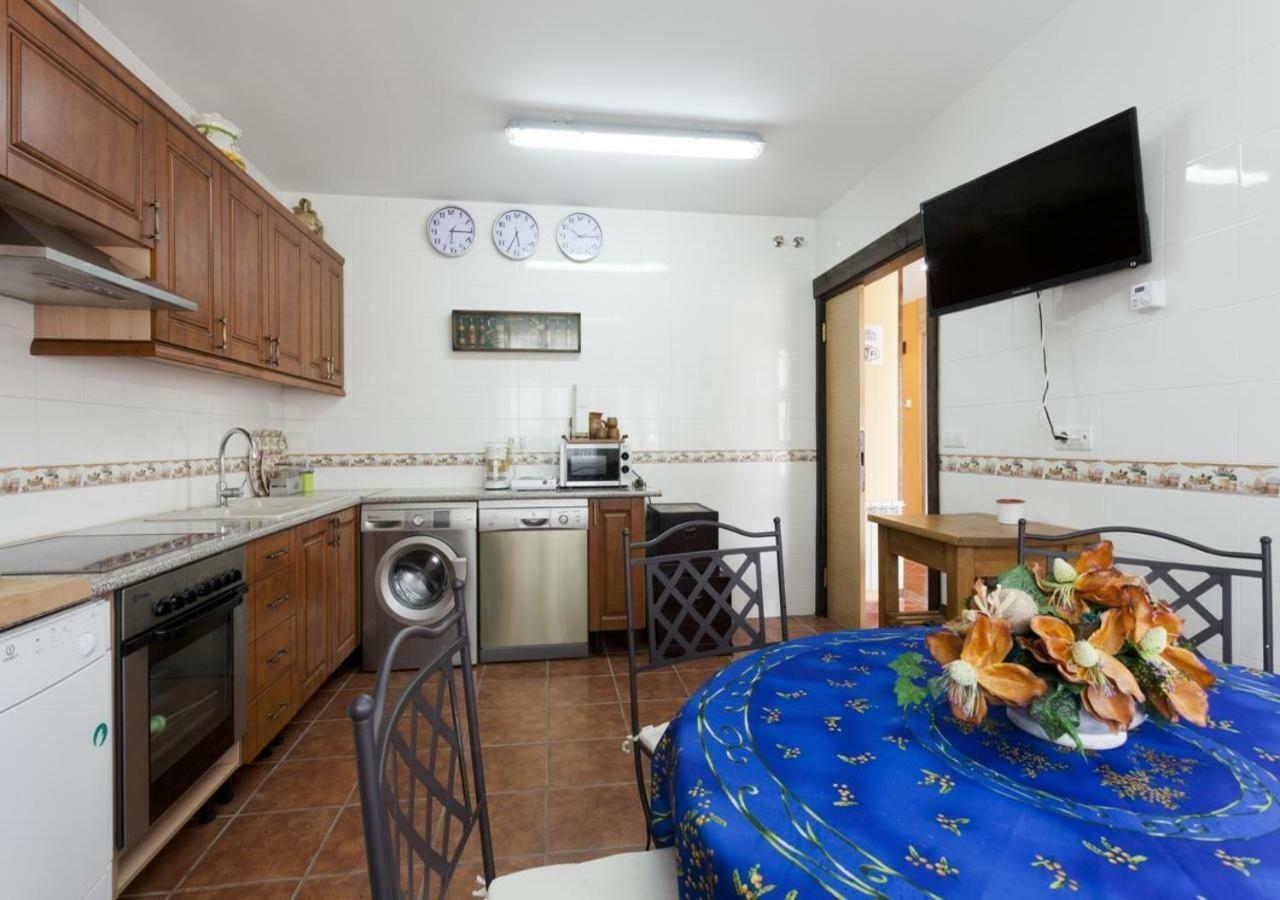Tiara Vacaciones Villa Nava de la Asuncion Exteriör bild